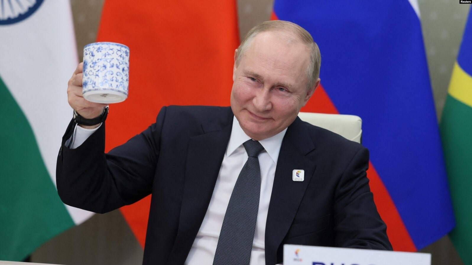 Presidenti Putin paraqet pamje të rreme të ekonomisë ruse 