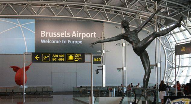 Aeroporti i Brukselit thyen rekord në Evropë për vonesat