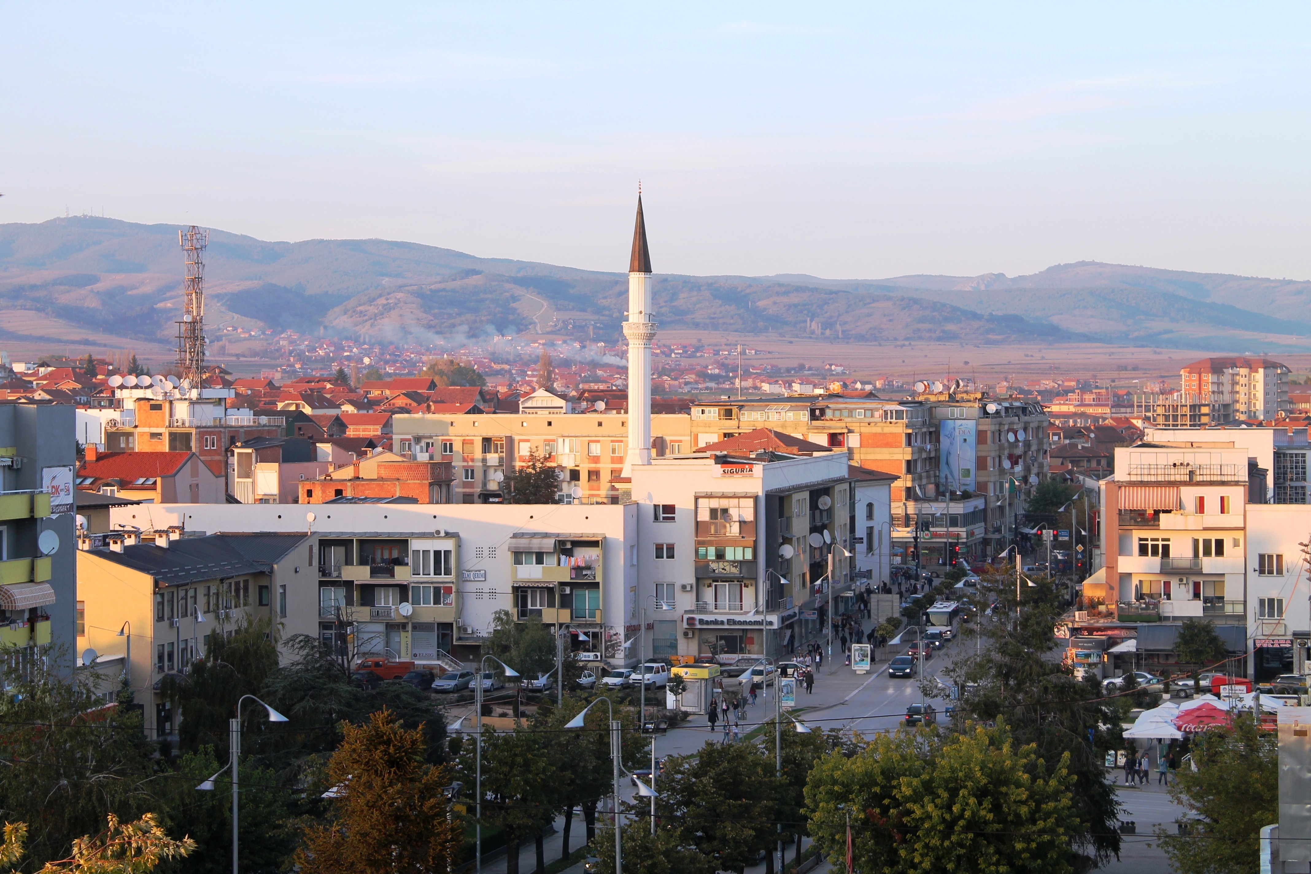 Faza e tretë e dezinsektimit hapësinor në Gjilan nis nesër në ditën e martë