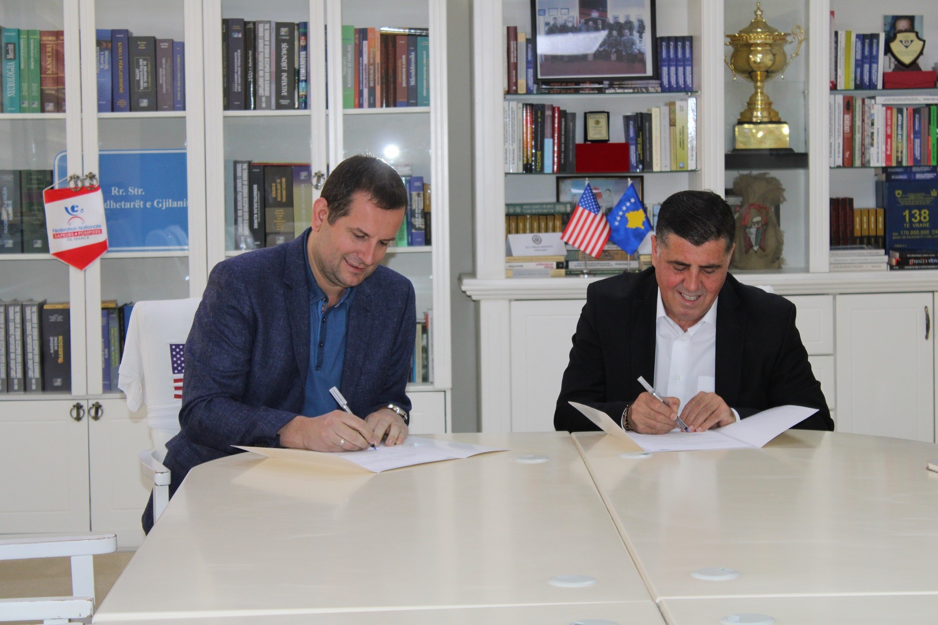 Gjilani dhe Swisscontakt marrëveshje për ta shëndërruar në zonë turistike Pendën e Livoçit