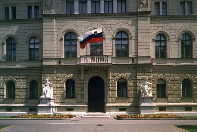 Sllovenia shpall 33 diplomatë rusë persona të padëshiruar