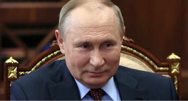 Elitat ruse po planifikojnë të eliminojnë Putinin