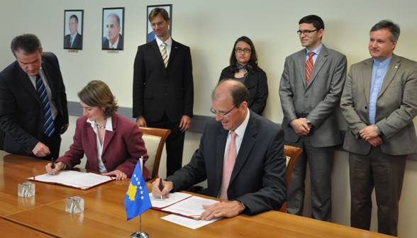 Kosova nënshkruan marrëveshje ekonomike me Gjermanin 