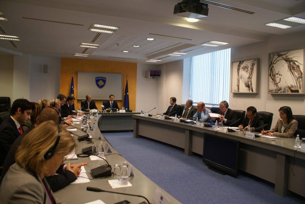 EULEX dhe Qeveria zotohën për forcimin e sundimit e ligjit 