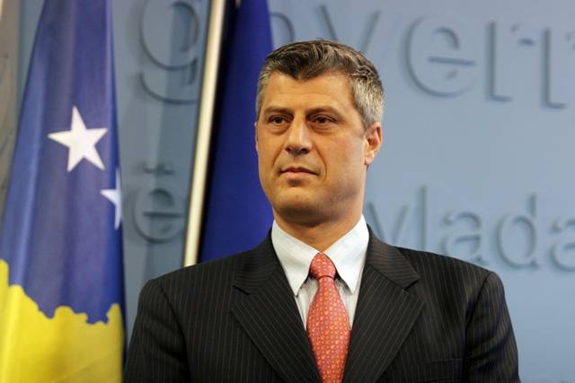 Kryeministri Thaçi uron shërbyesit civilë të Kosovës