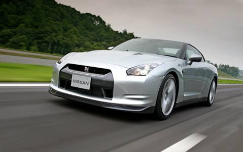 “Nissan” përcaktoi çmimin e automobilit elektronik 