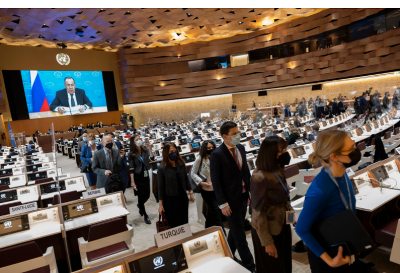 Lavrov flet në konferencën e OKB, diplomatët e injorojnë dhe largohen nga salla