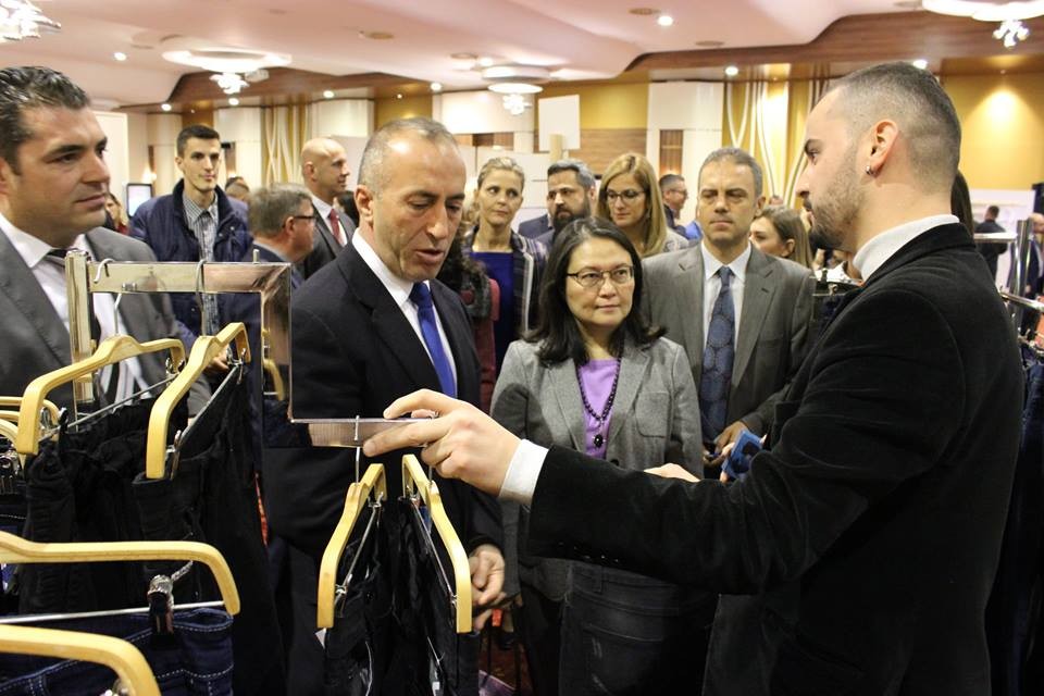 Hapet edicioni i dytë vjetor i Konventës së Veshmbathjeve të Kosovës