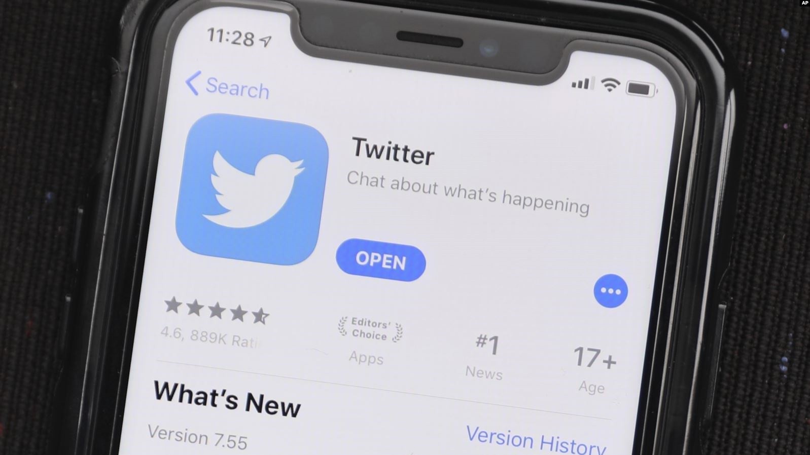 Twitter-i fshin rreth 6 mijë llogari saudite